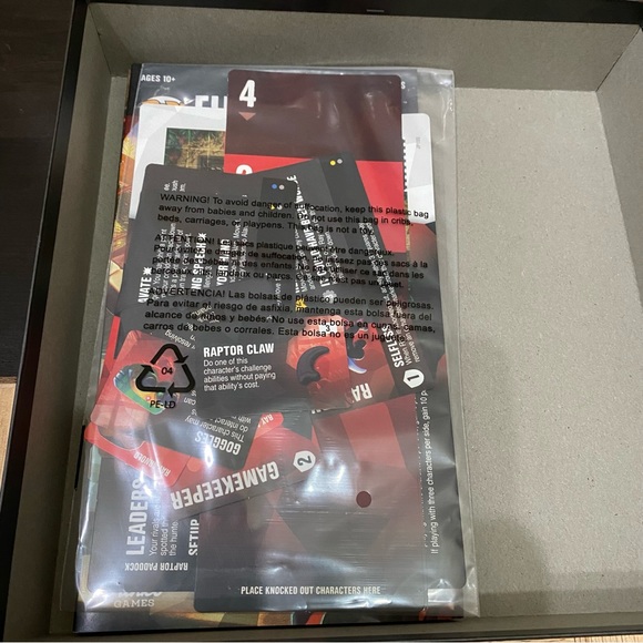 FUNKO POP Funkoverse Strategy Game: Jurassic Park 4 pack 100 World Board Game - Picture 7 of 9